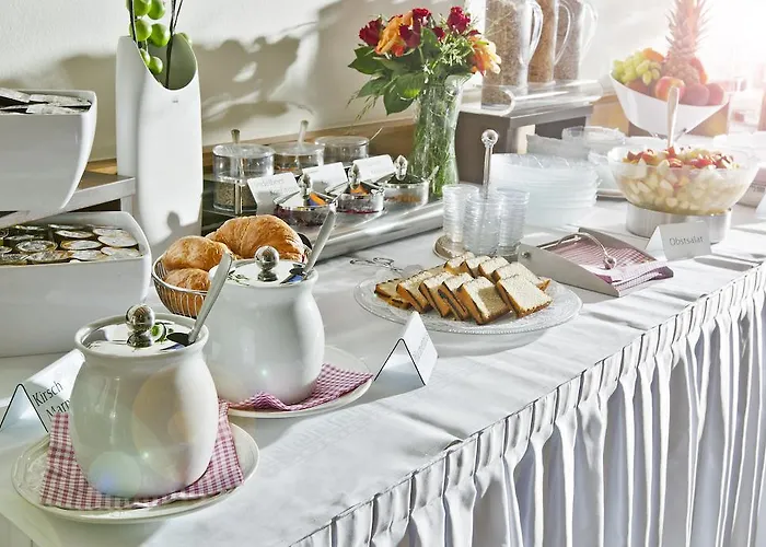 Hotel Wuermtaler Gaestehaus 3*